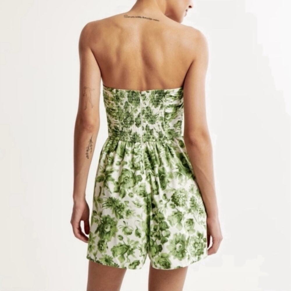 Abercrombie & Fitch Green and White Strapless Floral Romper - Picture 3 of 10